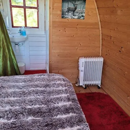 Lovely Glamping Dream Pod In Cornwall