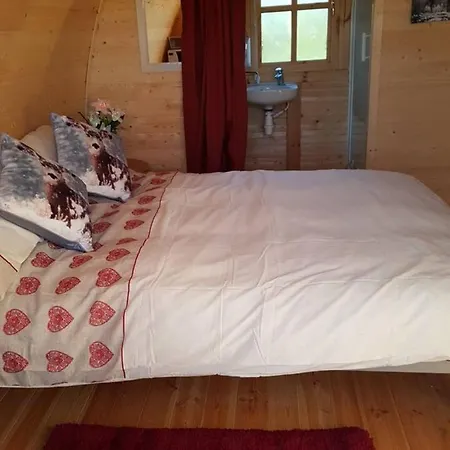 Lovely Glamping Dream Pod In Cornwall Holiday home St Austell