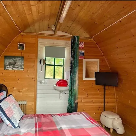 Lovely Glamping Dream Pod In Cornwall Holiday home